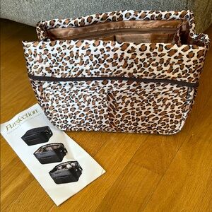 Pursfection Plus Purse & Travel Organizer Leopard Exterior Tan Interior NWT